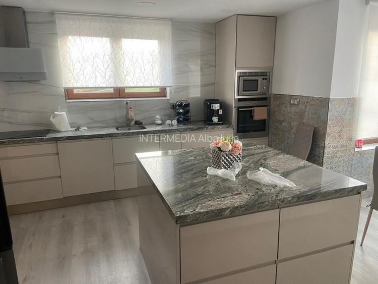 Casa de Lux cu 5 camere pe colina 1000 mp – CETATE SKIT Panorama spectaculoasă - 8