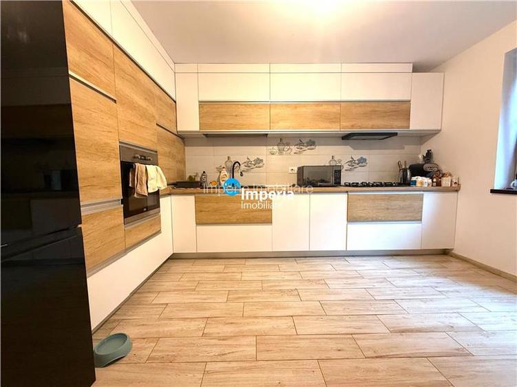 Vila / Spatiu 5 cam. Garaj, Beci, regie proprie,  200 mp, Tudor Neculai Valea Ad - 6