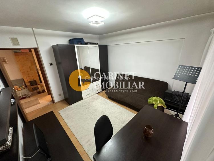 Apartament 3 camere DECOMANDAT - Pacurari - 2