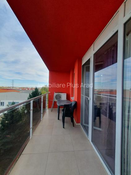 Inchiriez apartament cu 2 camere Ared UTA - 11