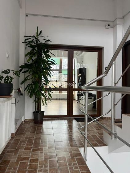 BIROU SPATIOS in cladire de birouri. PLOIESTI Str. Trotus4 - 3