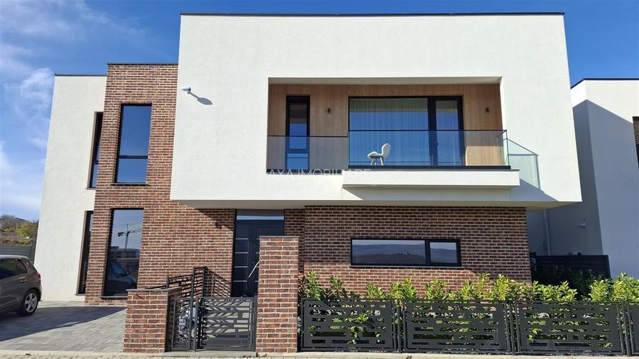 Casa Lux Iasi, Platoul Insorit Galata, S.u 171 mp, 0% Comision - 2