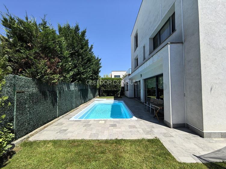 Vila de Lux in apropiere de British School - 25