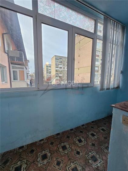 Mircea cel Batran - 2 camere decomandat, liber - 5