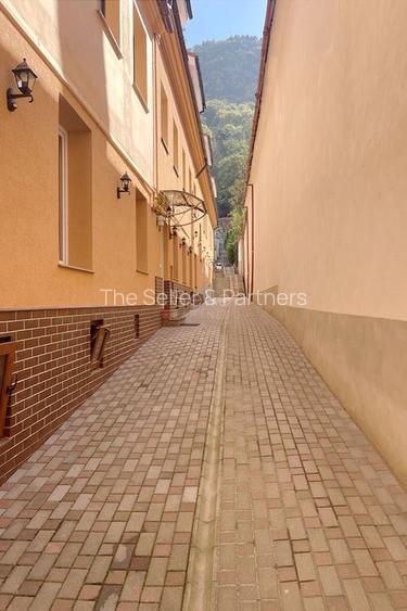 Pensiune de 15 camere in Centrul Istoric la 400m de Piata Sfatului - 16