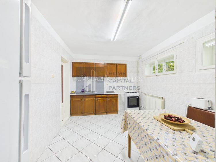 Casă de locuit/vacanță cu livadă, la marginea pădurii — Lipia - 9