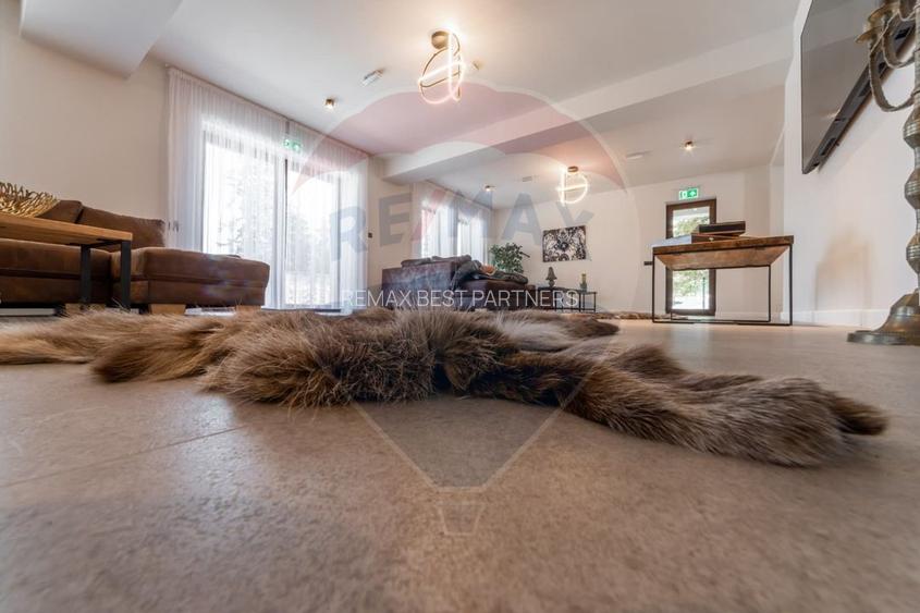 Vanzare 2 Cabane Lux Muntele Baisorii,  Afacere la cheie, Prosumator - 8