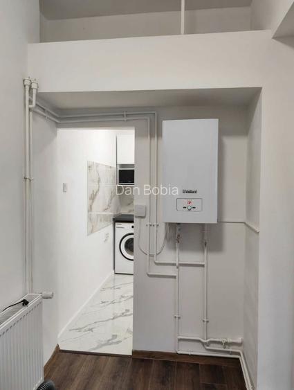 Garsoniera ultracentral 5 min Univerisitate - totul nou- centrala proprie DB2147 - 5
