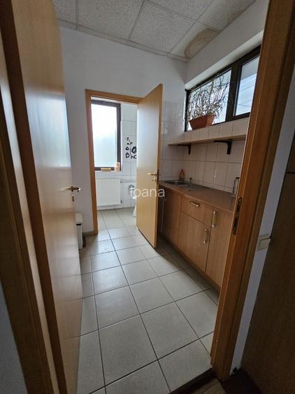 Spatii birouri 100 mp - direct proprietar - etaj 1 sau 2