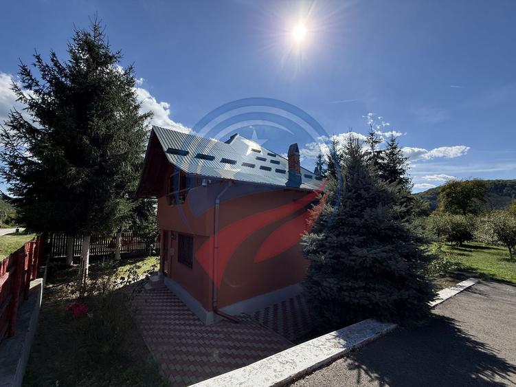 CASĂ DE VÂNZARE – MĂLURENI, JUDEȚUL ARGEȘ | 154 MP | TEREN 2.100 MP