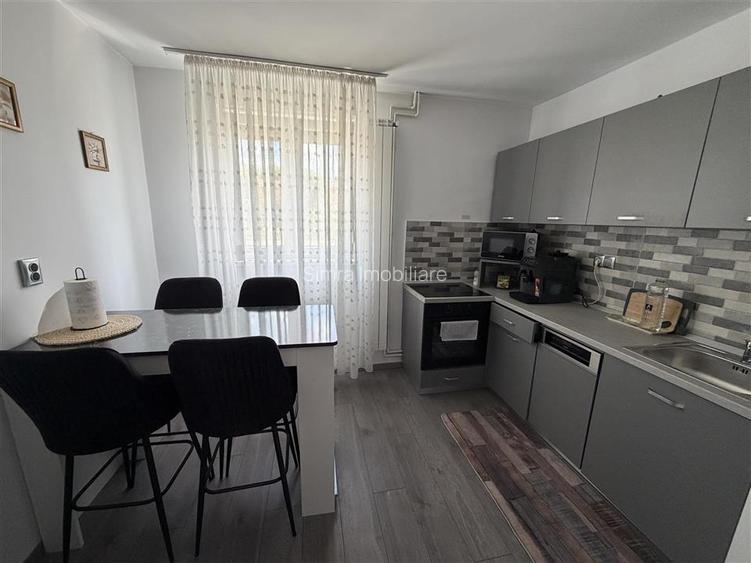 Apartament 3 camere dubla orientare Republicii - 3