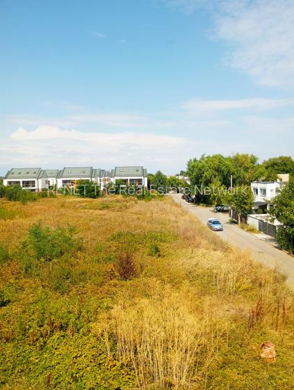 Vila Tunari str. Paris, 5 camere, curte 300  mp, 400 mp construiti - 9