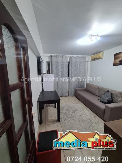 Garsoniera zona Viaduct - 4