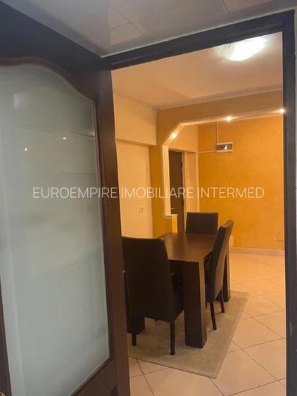 Apartament de inchiriat in Constanta 4 camere Piata Balada - 2