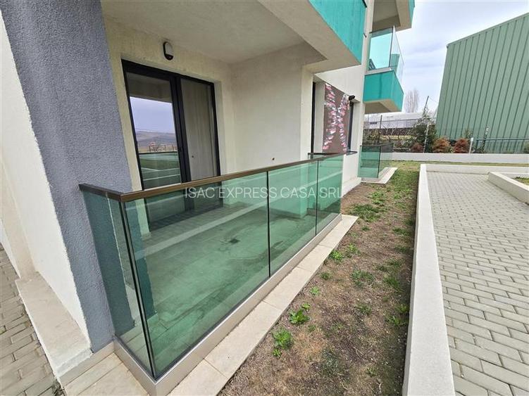 Apartament de vanzare in bloc nou (4 camere, 2 bai, 98 mp) Pacurari - 20