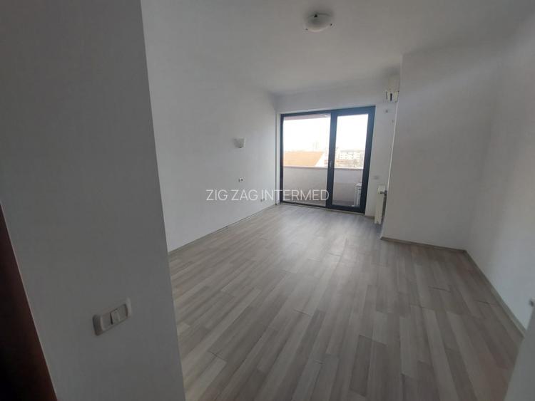 Bd. MAMAIA, spatiu BIROURI, 103 mp. - 8