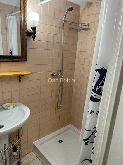 Garsoniera ultracentrala 2 min Unirii DB1717 - 5