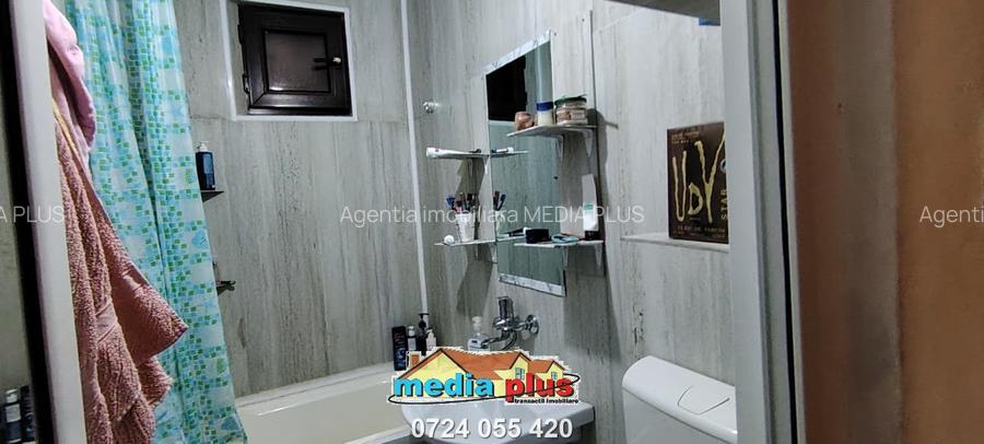 Vânzare apartament 3 camere, etaj 1, Micro 19 – mobilat complet - 9