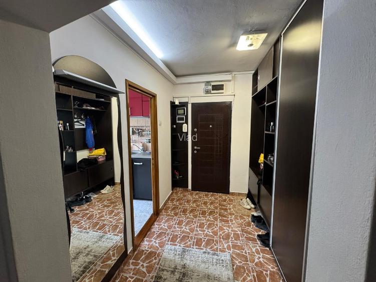 Apartament 3 camere, Alexandru cel Bun, etaj intermediar, vedere bulevard, mobil - 3