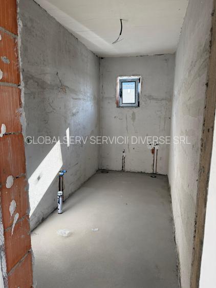 FARA COMISIOANE casa cu 4 camere 2 bai incalzire pardoseala curent 380v asfalt - 4