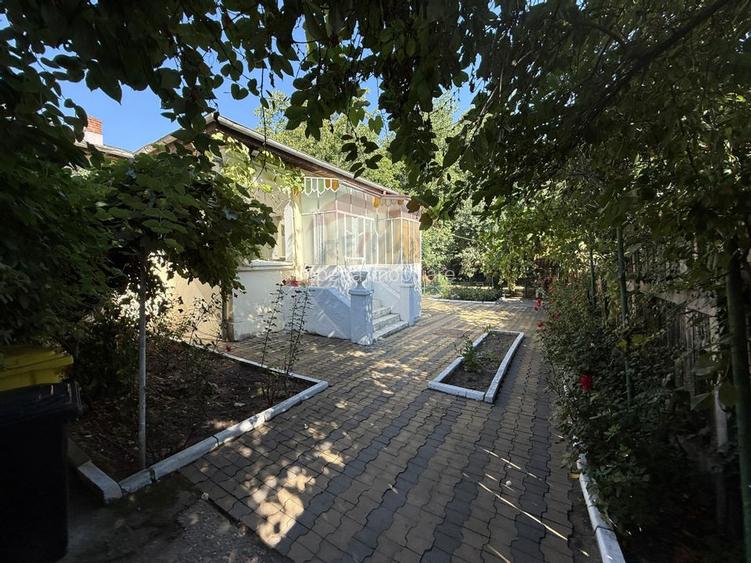 Proprietate deosebita cu deschidere directa in Gradina Botanica - 2