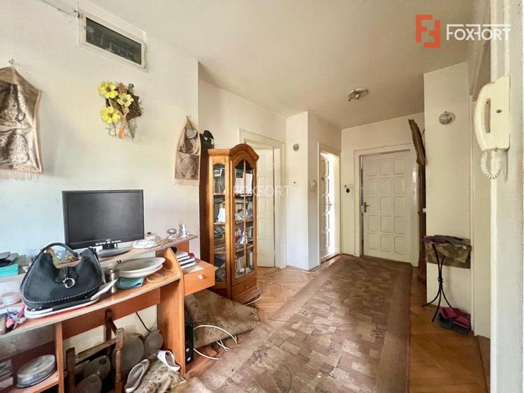 Casa individuala de vanzare cu 3 camere si teren de 510 mp, zona Telegrafului - 12