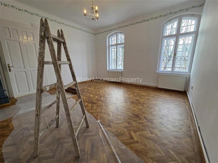Apartament superb renovat in Centrul Istoric Brasov - 8