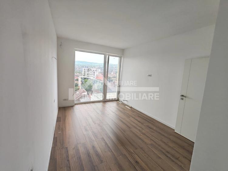Apartament 3 camere, 2 bai, terasa 20mp, parcare, zona Strazii Decebal - 8