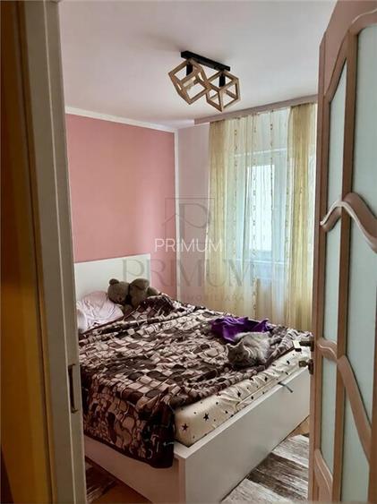 DAMBOVITA - 3 CAM - DECOMANDAT - 2 BAI - 2 BALCOANE - CENTRALA - ETJ.3 - 3