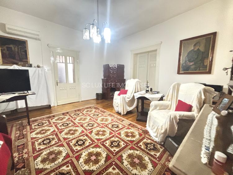 Vand casa in sag cu  gradina mare 277000 euro - 6