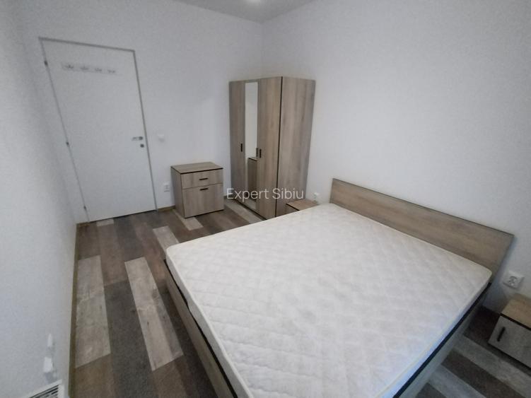 INCHIRIEZ apartament 2 camere,renovat,zona Centrala(City Residence) - 3