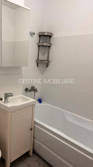 Apartament cu 2 camere decomandat, etaj intermediar, situat in cartierul Astra - 10