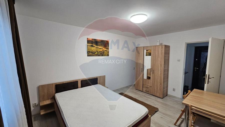 Apartament cu 1 camere de închiriat în zona 1 Mai - 7