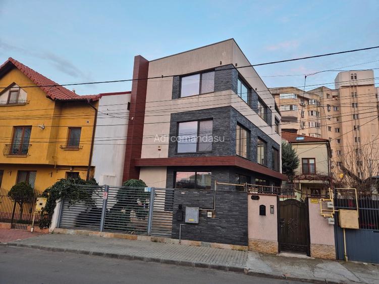 CLADIRE    TROCADERO  VANZARE SAU CHIRIE - 3