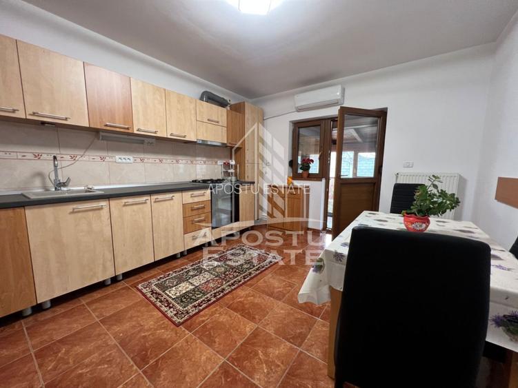 Casa individuala  cu 3 camere , pe parter , curte ,in Giroc - 2