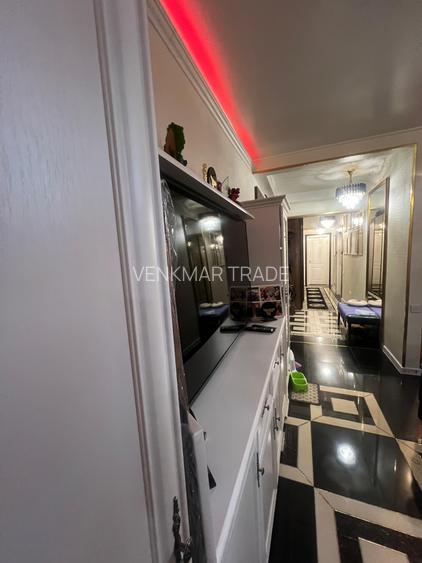 Vânzare Apartament cu 3 Camere | Finisaje Premium & Design Versace | Mobilat - 2