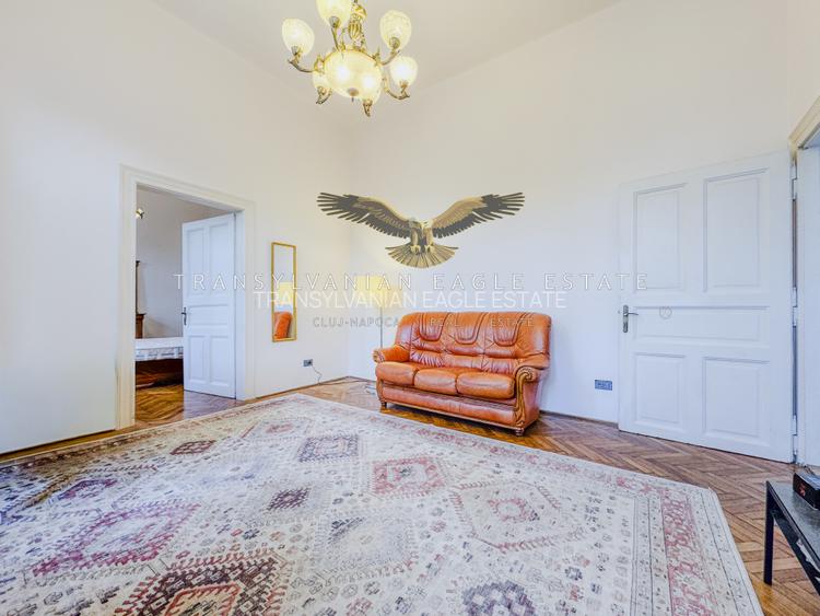 Locuința situată în zona centrală din Piața Muzeului - 4