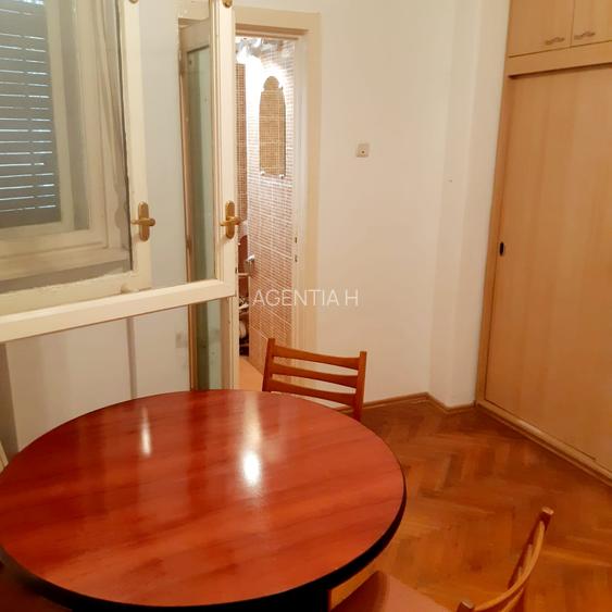 Garsoniera 16 mp Bd. Carol - Izvorul Rece bloc risc seismic 1 - 3