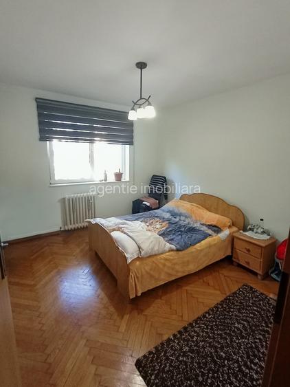 City parc mall -4camere 89 mp etaj 1 - 9