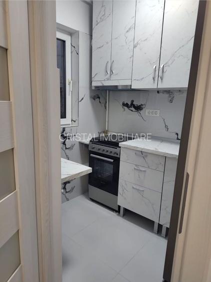 Garsoniera decomandata de inchiriat, renovata, utilata complet, Sebastian - 3