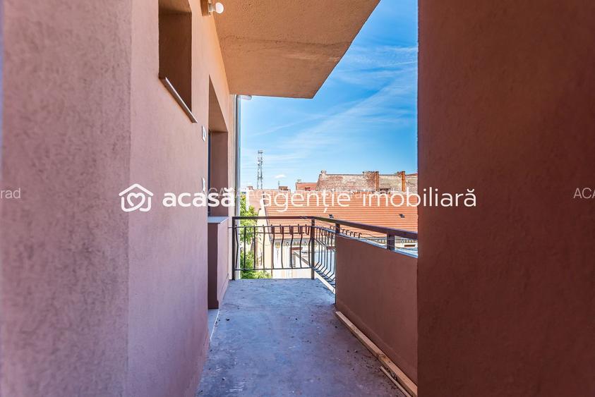 Apartament ultracentral cu 4 camere renovat recent Comision 0 - 11