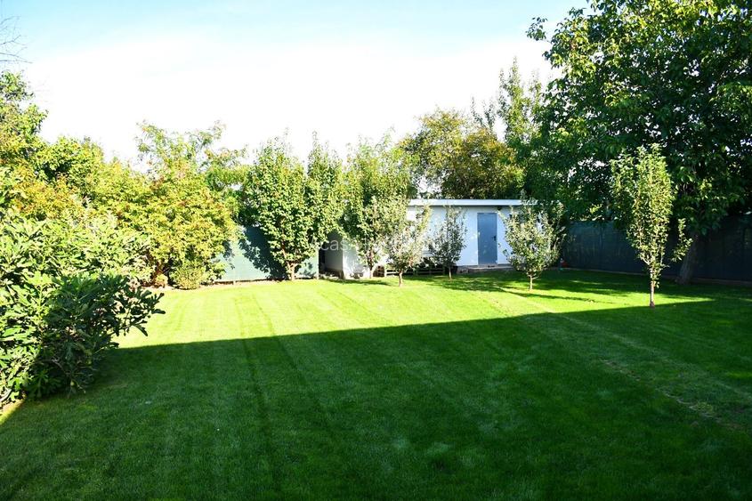 Proprietate modern finisata mobilata si utilata situata in oras - 9