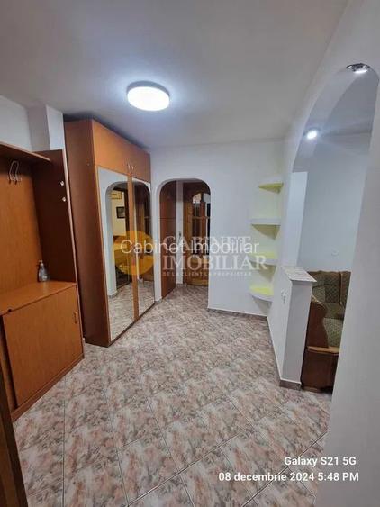 Apartament 2 camere decomandat zona Nicolina II - 7