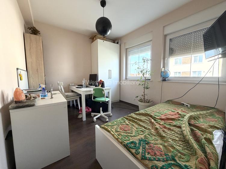 Apartament 3 camere , 58 mp utili , etaj 1/2 - Zona Blașcovici - 5