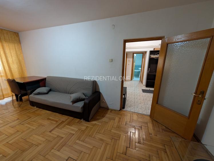 Apartament decomandat Banca Națională etaj 1, bloc 1992 - 7
