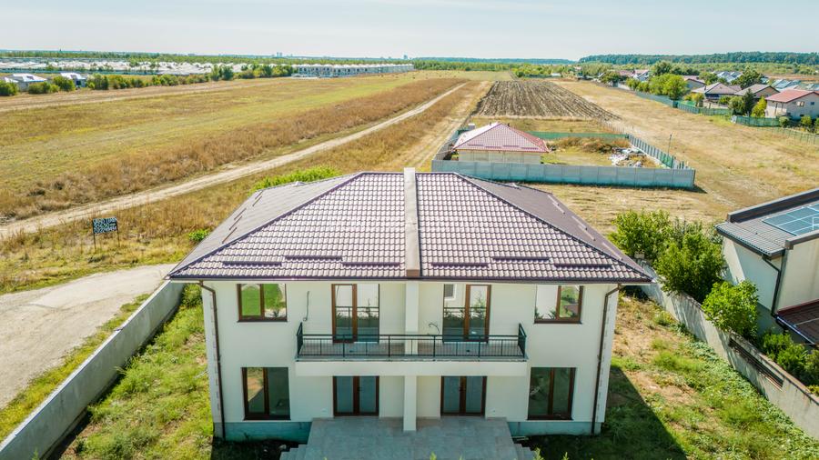 Vila alipita, impecabil executata, teren 350mp, preechipare AC - 5