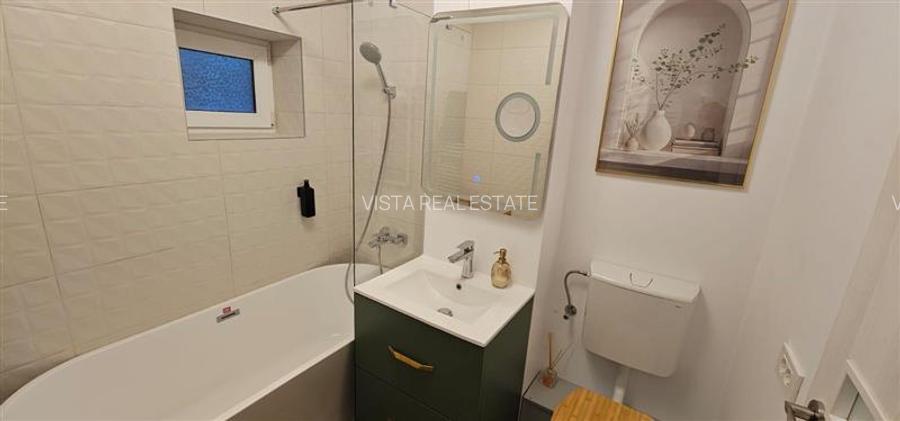 Apartament renovat cu 4 camere in Centrul Civic, Brasov - 16