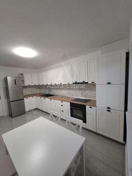 Casă premium prima inchiriere 4 camere 3 bai curte 100 mp Cisnadie - 2