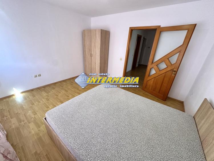 3 camere I Bloc Nou I decomandat I Centru I etaj 1 I mobilat I - 15