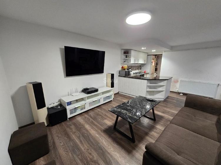 Apartament 3 camere, 70 mp utili si 30 mp pod amenajat,central Schei - 15